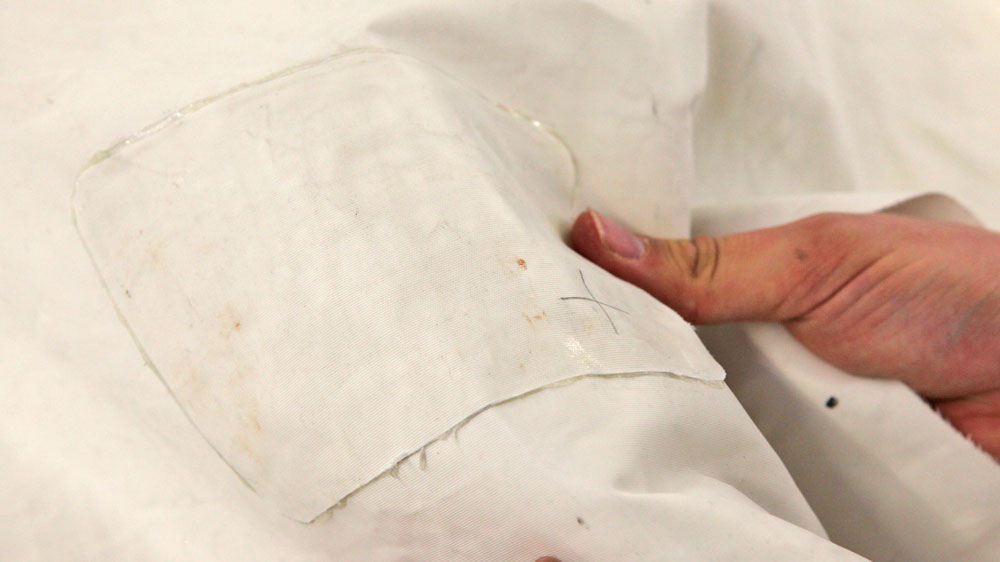 blauwasser_segel_reparatur_riss_dr_sails_fertig_1