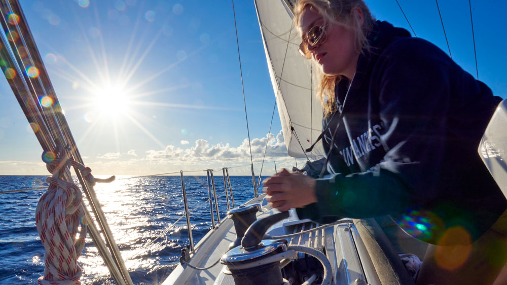 blauwasser_segeln_charter_balearen_ibiza_und_formentera_segeltrimm