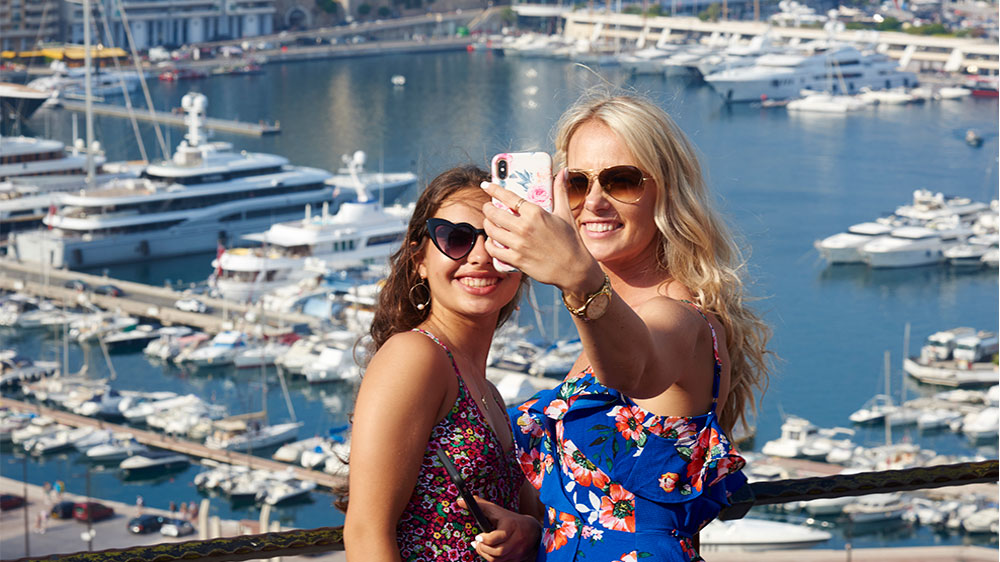 blauwasser_segeln_charter_frankreich_cote_azur_monaco_selfie
