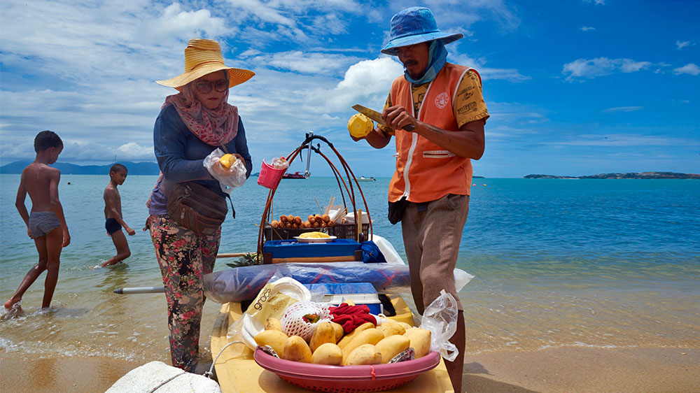 blauwasser_segeln_charter_golf_von_thailand_obstverkaeufer