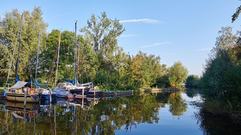 blauwasser_segeln_charter_holland_vecht_seenplatte_loosdrecht_naturanleger