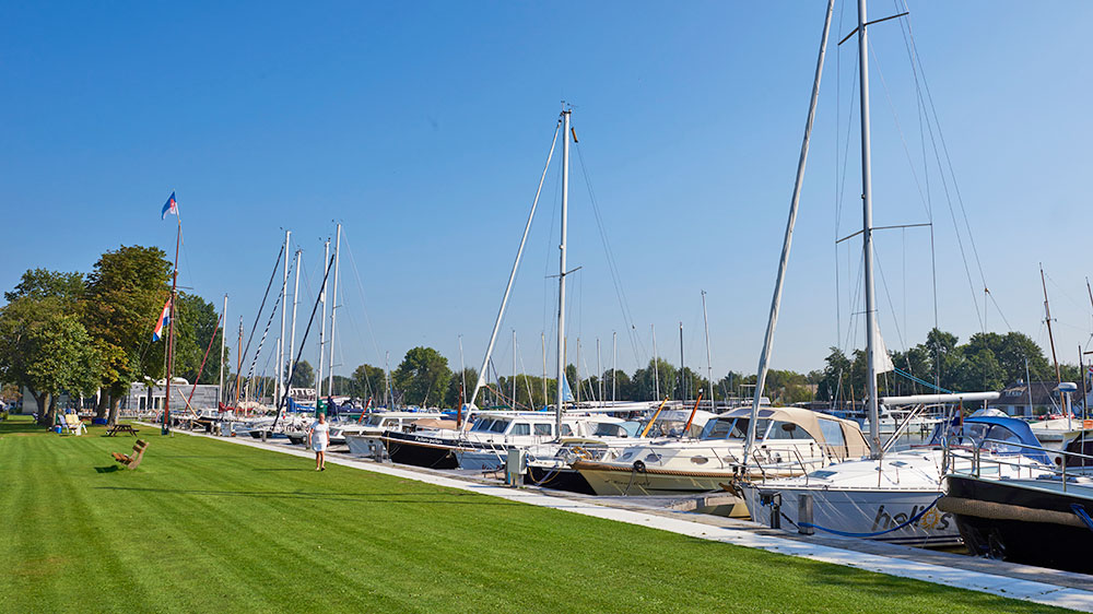 blauwasser_segeln_charter_holland_vecht_seenplatte_loosdrecht_yachthafen_gooise_waterspor_vereniging