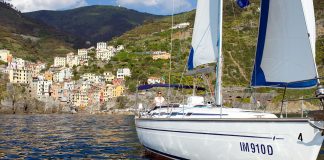 Segeln und Chartern in Ligurien – Cinque Terre, Genua, Portofino & Co