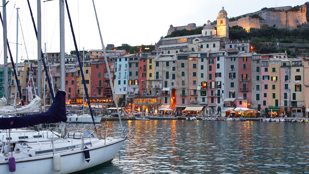 blauwasser_segeln_charter_italien_ligurien_portovenere_hafen