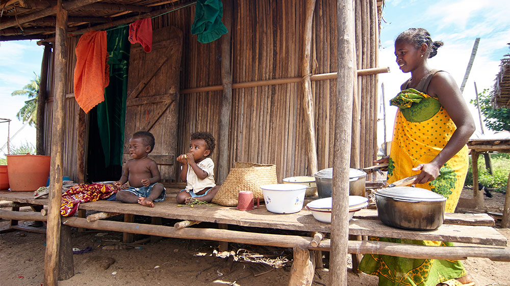 blauwasser_segeln_charter_madagaskar_kochen_familie