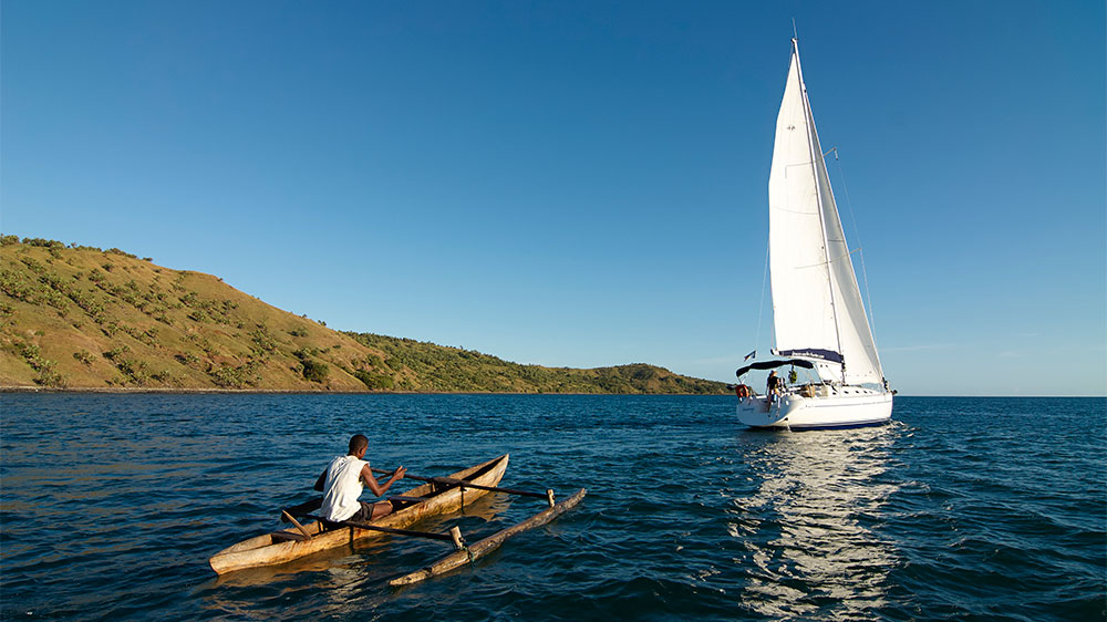 blauwasser_segeln_charter_madagaskar_segler_kanu