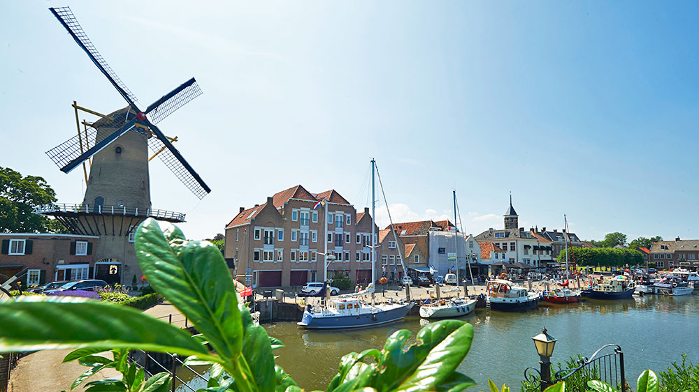 blauwasser_segeln_charter_sued_holland_seeland_willemstad_windmuehle