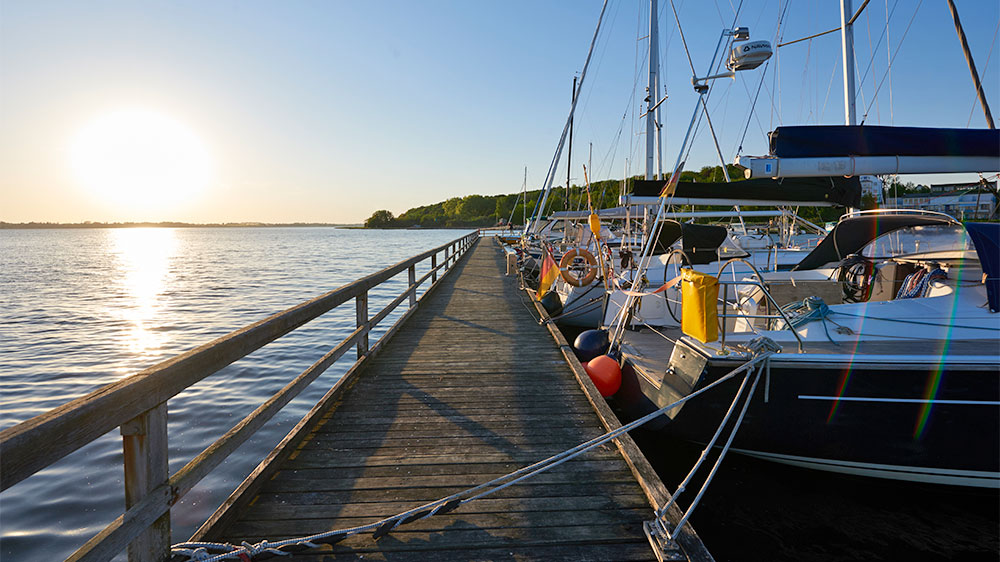 blauwasser_segeln_rund_ruegen_tipps_altefaehr_hafen_pier