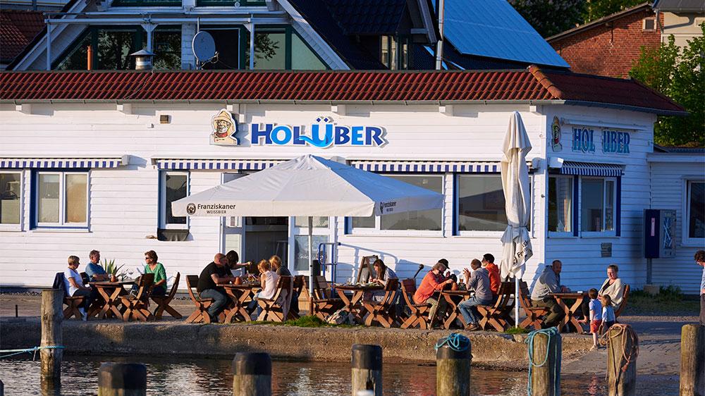 blauwasser_segeln_rund_ruegen_tipps_altefaehr_restaurant