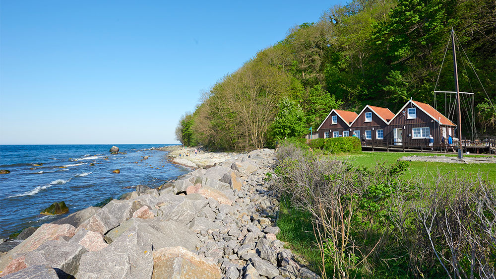blauwasser_segeln_rund_ruegen_tipps_lohme_cafe_strandkueste