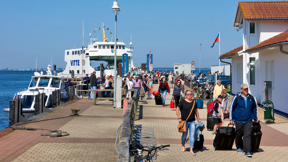 blauwasser_segeln_rund_ruegen_tipps_schaprode_faehrhafen