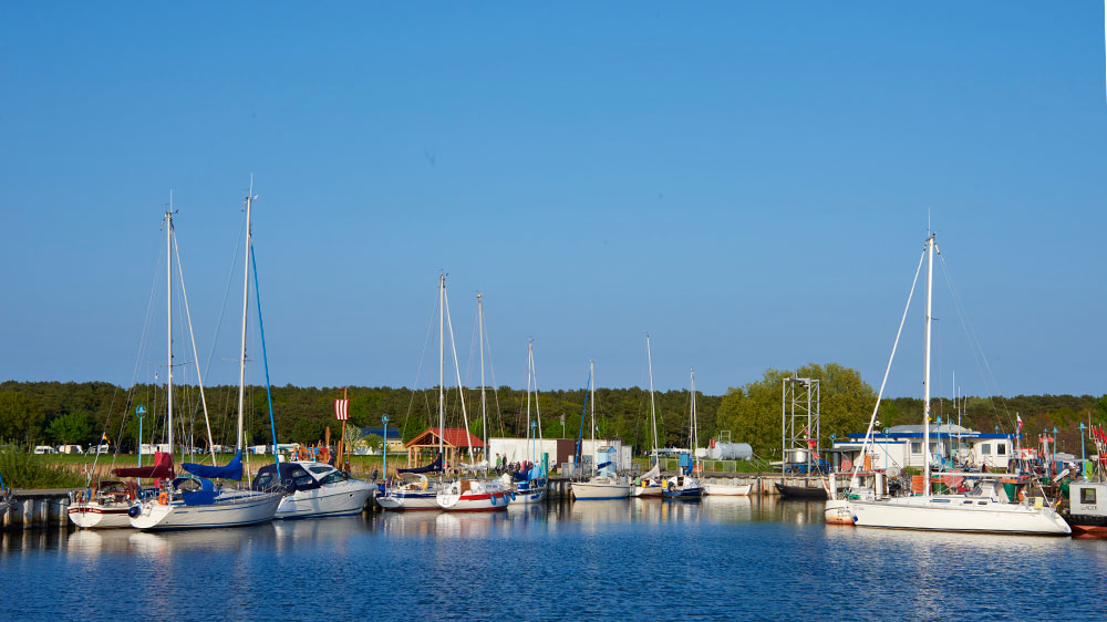 blauwasser_segeln_rund_ruegen_tipps_thiessow_hafen