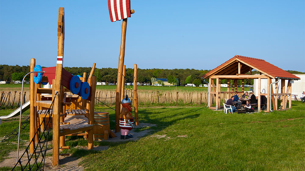 blauwasser_segeln_rund_ruegen_tipps_thiessow_spielplatz