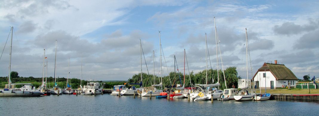 blauwasser_segeln_rund_rügen_tipps_neuendorf_header