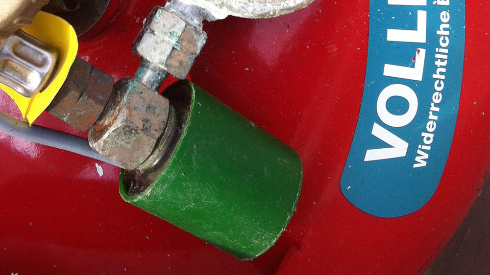 blauwasser_sicherheit_brandursachen_brandbekaempfung_fernschalter_gas