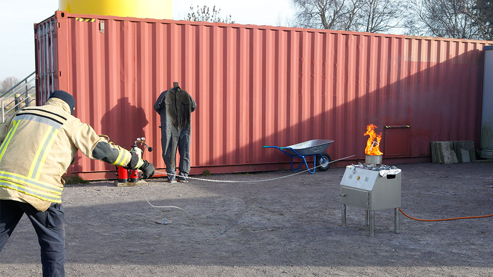 blauwasser_sicherheit_brandursachen_brandbekaempfung_fett_loeschen_1