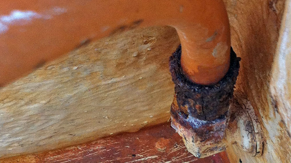 blauwasser_sicherheit_brandursachen_brandbekaempfung_stutzen