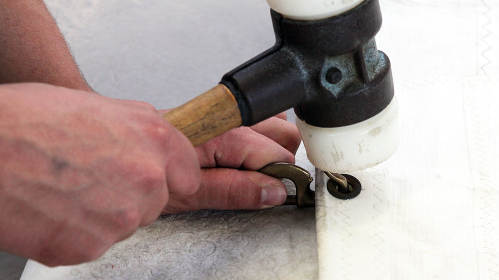 blauwasser_stagreiter_segel_tausch_hammer