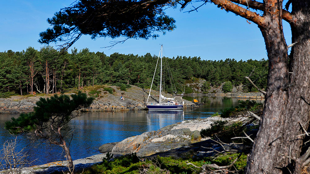 blauwasser_sued_norwegen_schaeren_laengsseits