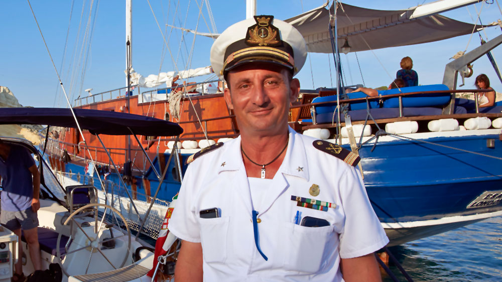 blauwasser_tremiti_hafenkapitaen