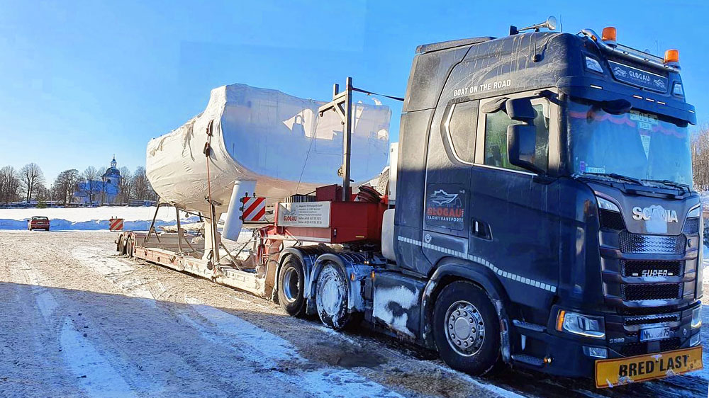 blauwasser_vorbereitung_winterlager_transport_folie