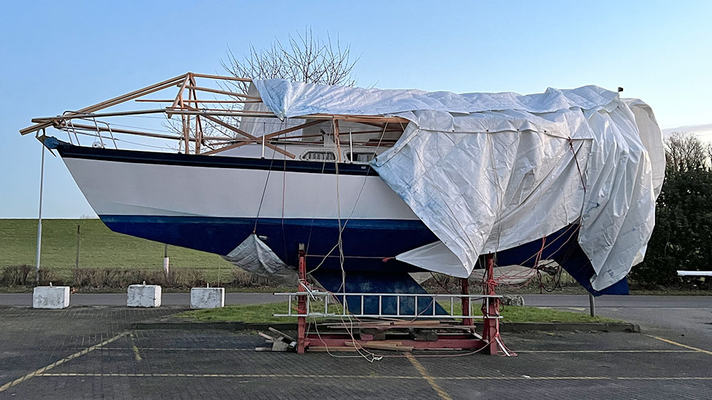 blauwasser_vorbereitung_winterlager_ueberwintern_plane_2