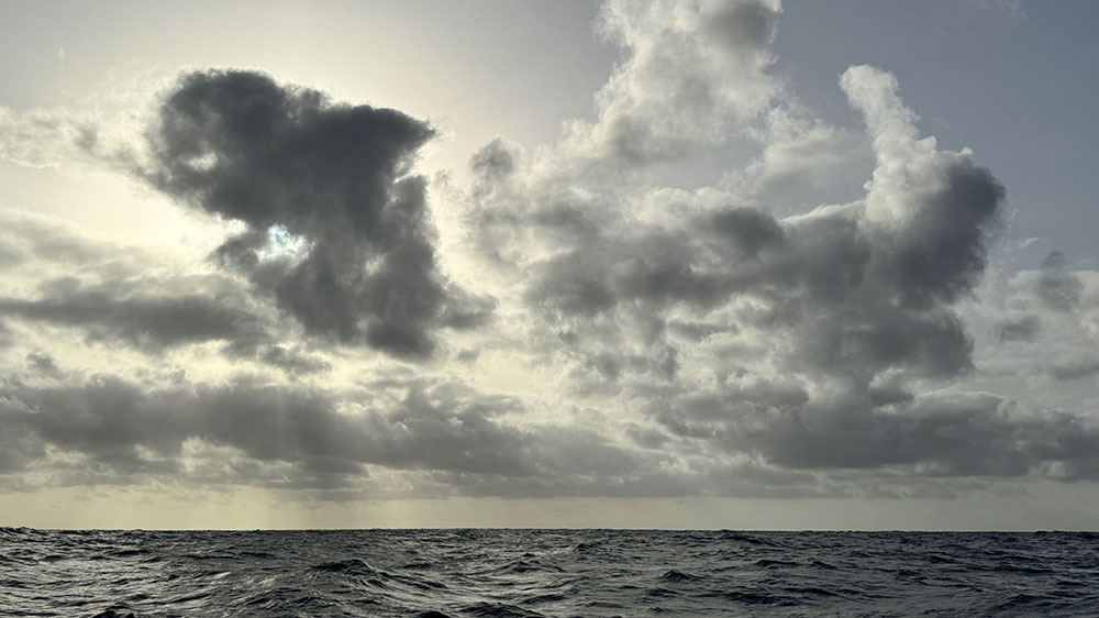 blauwasser_wetter_wolken_abregnen