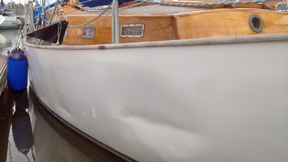 blauwasser_yacht_stahl_bootsbau_beule